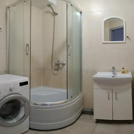 на пекарській * コロムィーヤ