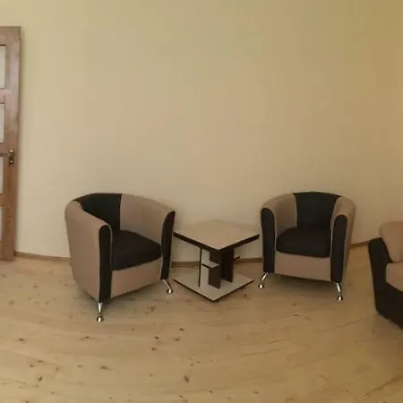 アパート на пекарській *